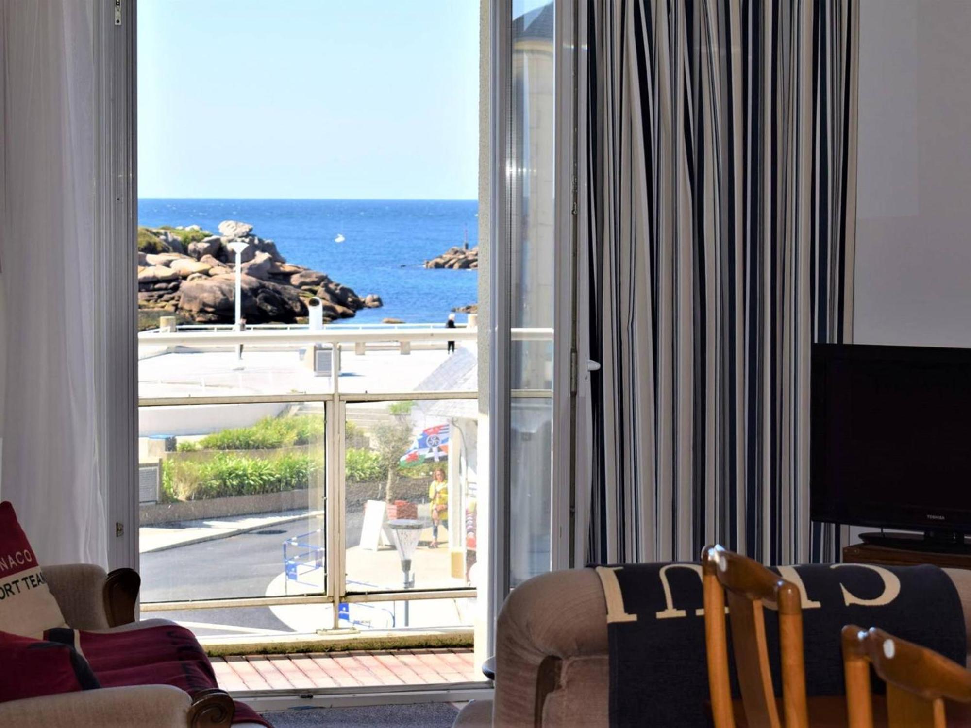 Appartement Spacieux Avec Wifi Et Parking A Tregastel, Proche Plage - Fr-1-368-18 Kültér fotó